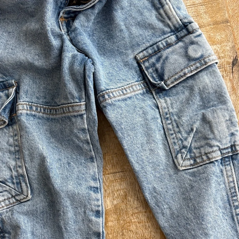Gap Boys Relaxed Cargo Jeans size 2